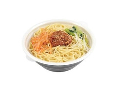 ミニストップ ごま香る豆乳担々麺