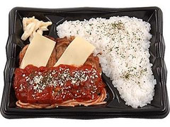 ミニストップ トマトチーズグリルチキン弁当 商品写真