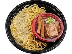 ミニストップ 柚子香る！濃厚豚骨魚介つけ麺 あつもり 商品写真