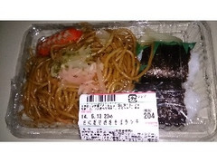 ダイエー おにぎり焼きそばランチ 商品写真