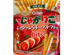 カルビー じゃがりこ モッツァレラチーズトマト味 商品写真