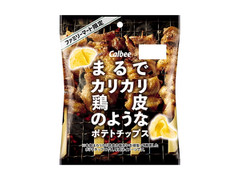 カルビー まるでカリカリ鶏皮のようなポテトチップス 商品写真