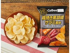 カルビー おつまみポテトチップス 粗挽き黒胡椒サラミ風味