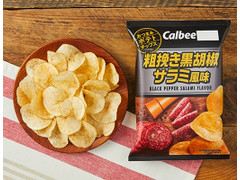 カルビー おつまみポテトチップス 粗挽き黒胡椒サラミ風味