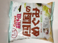 カルビー ポテトチップス 四国のめぐみ しょうが青のり風味 商品写真