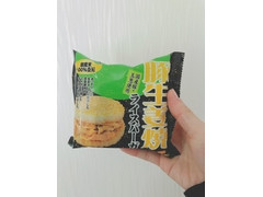 神戸物産 業務スーパー 豚生姜焼 ライスバーガー 商品写真