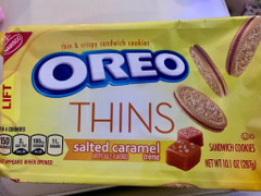 オレオ OREO THINS 塩キャラメル 商品写真