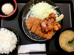 松のや ロースかつ＆唐揚げ定食 商品写真