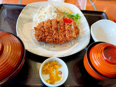 和食さと すりごまロースとんかつ定食 商品写真