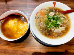 大阪赤ふくちゃん 肉醤油ラーメンミニ天津飯セット