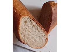 ベーカリーデッセム 大麦と花山椒の フランスパン