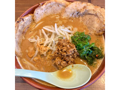 麺場 田所商店 伊勢味噌 炙りチャーシュー麺 商品写真