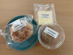 アカシアベーグル 禁断のマロンあんバターサンド 商品写真