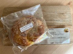 17SURF BAGEL かぼちゃ生地のホワイトチョコとココナッツの塩バター