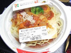 丸ごと1個分のトマトをスープに使ったパスタ