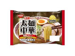 日清食品チルド 太麺中華 醤油とんこつ 商品写真