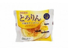 イトーパン とろりん平焼きチーズパン 商品写真