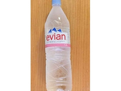 evian エビアン ペット1500ml