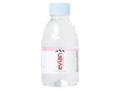 evian エビアン ペット220ml