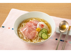 イトーヨーカドー ハヌリ監修贅沢ローストビーフの牛骨スープ冷麺 商品写真