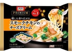 オーマイ オーマイプレミアム スモークチキンのチーズクリーム 商品写真