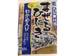 にんべん まぜるひじき わかめ入り 商品写真