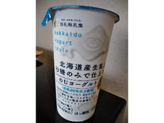 北海道産生乳と砂糖のみで仕上げたのむヨーグルト カップ180g