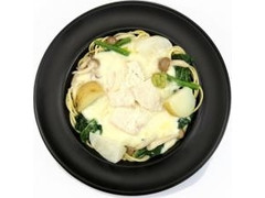 スリーエフ 国産鶏と野菜の柚子胡椒クリームパスタ 商品写真