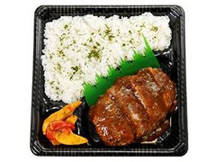 スリーエフ チルド 5種のチーズインハンバーグ弁当 商品写真