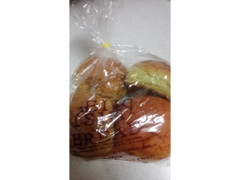 成城石井 国産野菜のミックスロールパン 商品写真