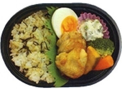 デイリーヤマザキ しそひじきご飯とチキンのミニ弁当 商品写真