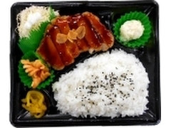 デイリーヤマザキ デイリーホット デイリーホット トンテキ弁当 商品写真