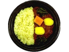 デイリーヤマザキ 北海道産じゃがいもと野菜のカレーライス 商品写真