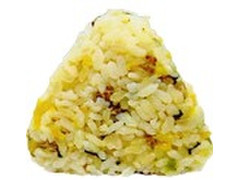 デイリーヤマザキ こんにゃく米＆もち麦入りおにぎり野沢菜沢庵 商品写真