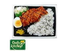 デイリーヤマザキ デイリーホット 竜田揚げ弁当 商品写真