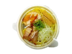 デイリーヤマザキ ベストセレクション 2種チャーシューの醤油ラーメン 商品写真