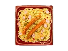 デイリーヤマザキ 特盛 ソーセージ2本入りのペペロンチーノ 商品写真