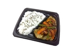 デイリーヤマザキ ホルモン焼弁当 商品写真