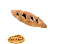 デイリーヤマザキ デイリーホット チョコの塩バターパン 商品写真