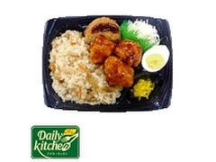 デイリーヤマザキ デイリーホット 鶏ごぼうご飯＆タレから揚げ弁当 商品写真
