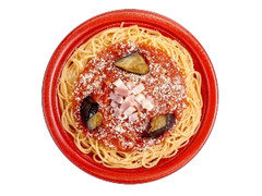 デイリーヤマザキ ベーコンと茄子のピリ辛トマトスパゲティ