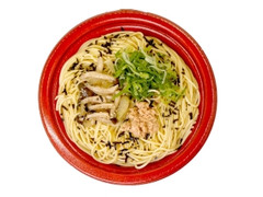 デイリーヤマザキ きのこと鮭の和風スパゲティ