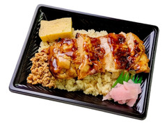 デイリーヤマザキ 鶏照焼そぼろ弁当 商品写真