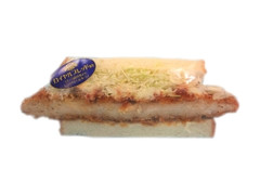 デイリーヤマザキ デイリーホット はみ出るチキンカツサンド