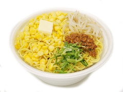 デイリーヤマザキ 濃厚味噌バターコーンラーメン