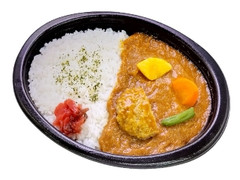 デイリーヤマザキ ハンバーグ＆野菜カレー