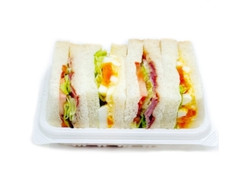 デイリーヤマザキ ショルダーベーコン使用BLT＆玉子サンド