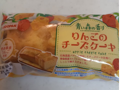 工藤パン 青い森の香り りんこのチーズケーキ 商品写真