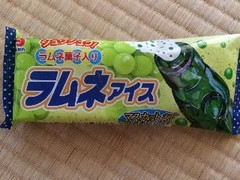 SEIKA シュワシュワ ラムネ菓子入り ラムネアイス マスカットオブアレキサンドリア 商品写真