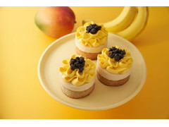 スターバックス マンゴー＆バナナのフラワーケーキ 商品写真